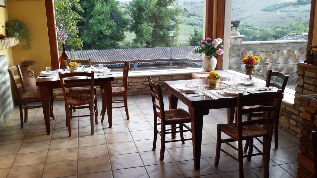 皮内托Agriturismo Col Morino住宿加早餐旅馆 外观 照片