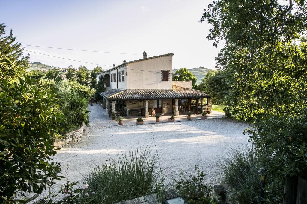 皮内托Agriturismo Col Morino住宿加早餐旅馆 外观 照片